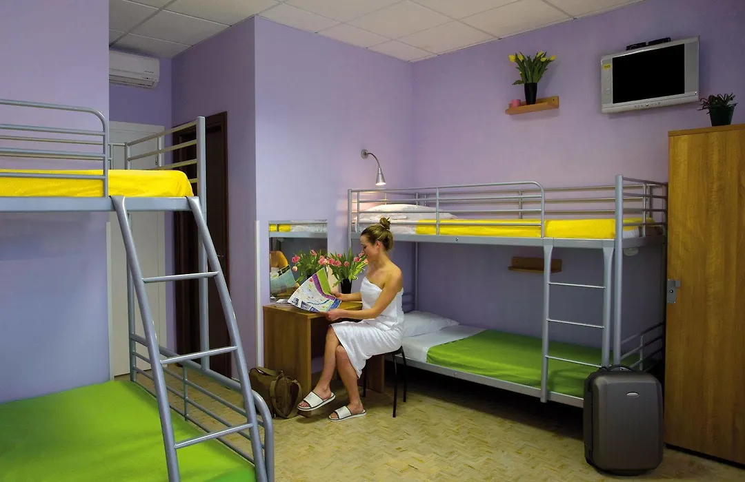 Plus Florence Hostel-1